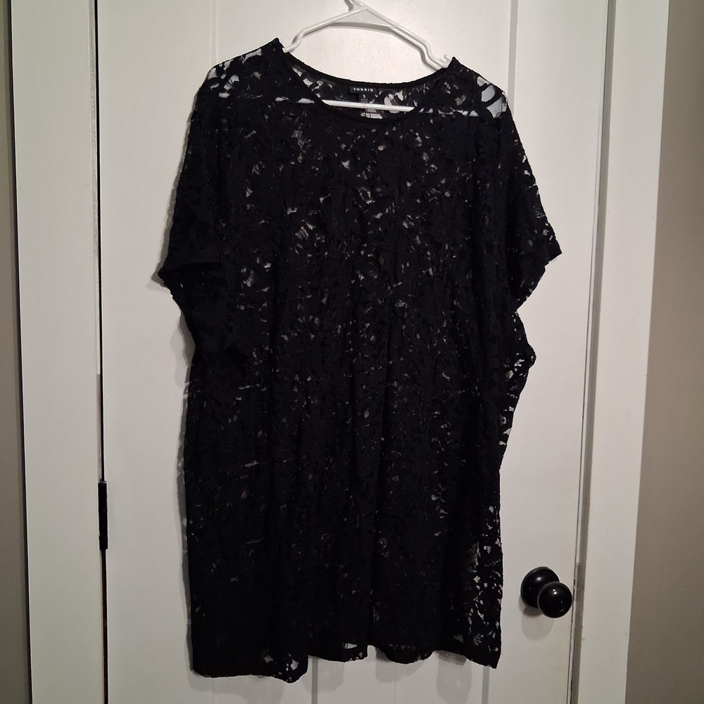 Torrid Lace Top Women 5 Black Short Sleeve Sheer Floral Goth Boho Plus Size
